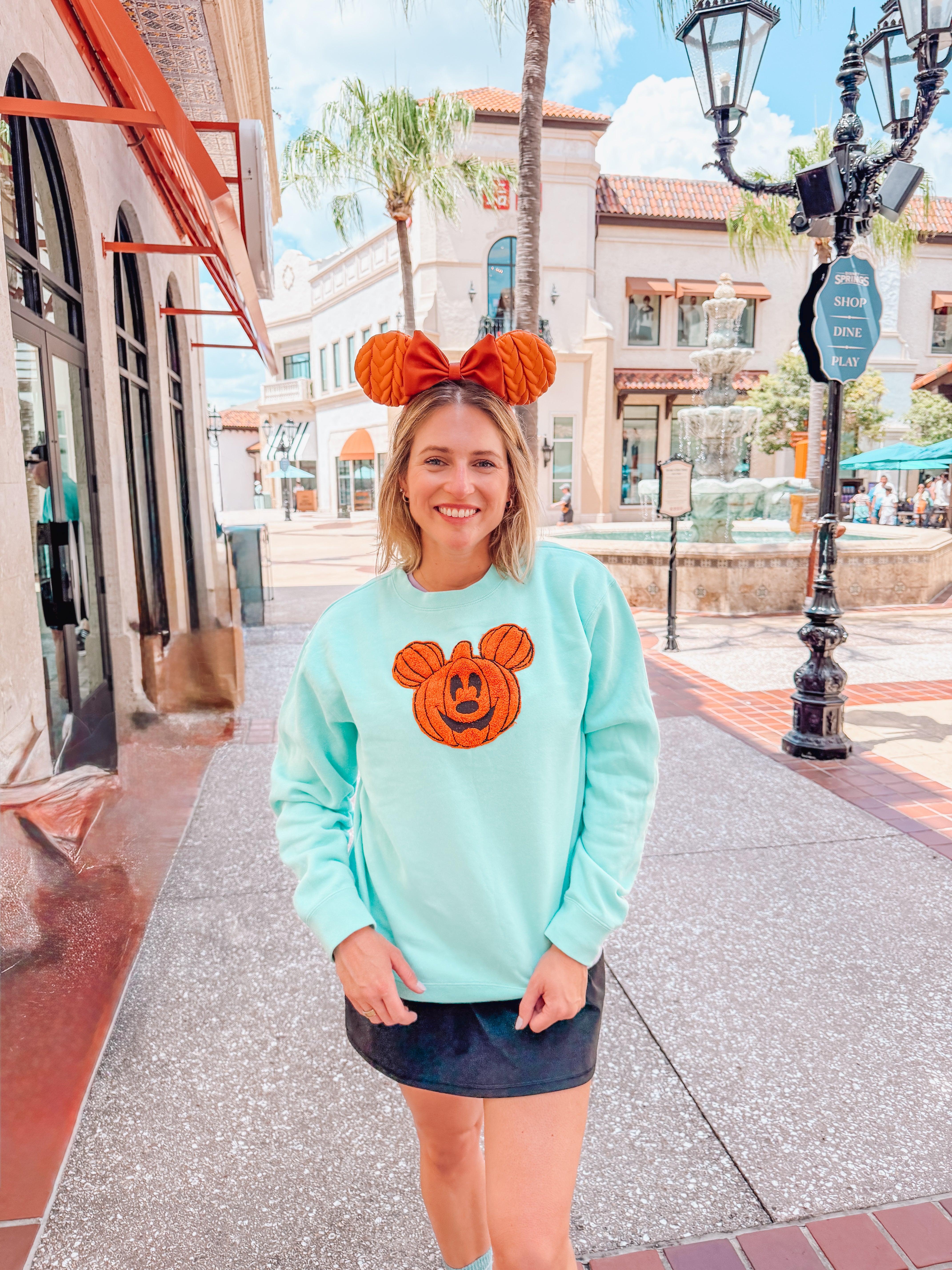 Mickey Pumpkin Magic Sweatshirt